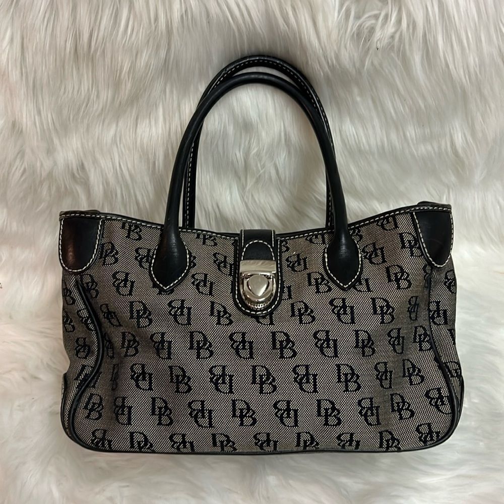 Dooney & Bourke Signature‎ Series Hand Bag/Purse B95